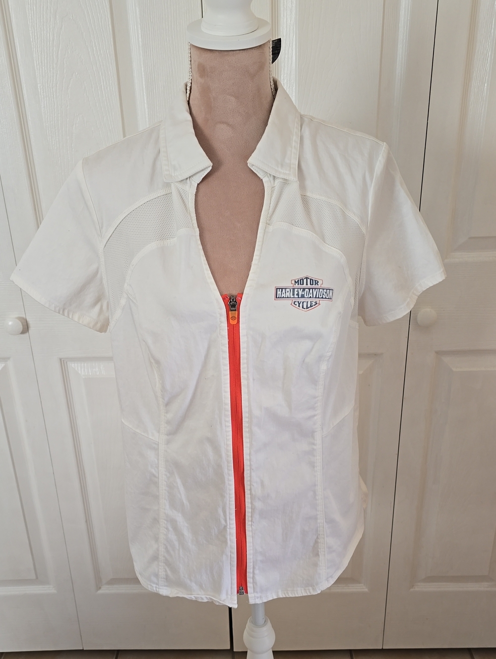 WOMENS Large Harley-Davidson White Short Sleeve Button Down Shirt w/ Orange Zip